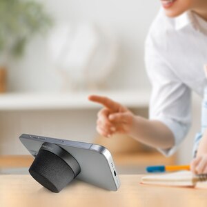 Boxa portabila PROMATE Punch, 3W, Bluetooth, Negru Boxa portabila PROMATE Punch, 3W, Bluetooth, Negru