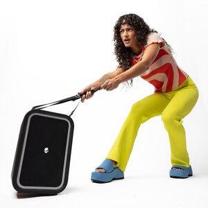 Boxa portabila SKULLCANDY Stomp, Bluetooth, IPX7, negru Boxa portabila SKULLCANDY Stomp, Bluetooth, IPX7, negru