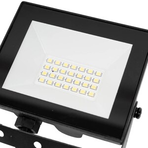 Proiector LED NOVELITE SMD V4, 20W, 6500K, IP65, negru Proiector LED NOVELITE SMD V4, 20W, 6500K, IP65, negru