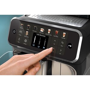 Espressor automat PHILIPS Seria 5500 EP5547/90, 1.8l, 1500W, 15 bar, argintiu-negru Espressor automat PHILIPS Seria 5500 EP5547/90, 1.8l, 1500W, 15 bar, argintiu-negru