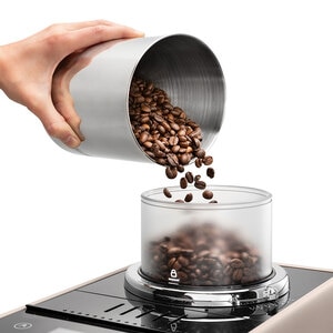 Espressor automat DELONGHI Rivelia EXAM440.55.BG, 1.4l, 1450W, 19 bar, crem-negru Espressor automat DELONGHI Rivelia EXAM440.55.BG, 1.4l, 1450W, 19 bar, crem-negru