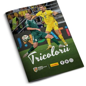 Pachet 6 Caiete B5 ECHIPA NATIONALA DE FOTBAL A ROMANIEI Tricolorii, 3 matematica + 3 dictando, 2+48 file, legatura capsata, multicolor Pachet 6 Caiete B5 ECHIPA NATIONALA DE FOTBAL A ROMANIEI Tricolorii, 3 matematica + 3 dictando, 2+48 file, legatura capsata, multicolor
