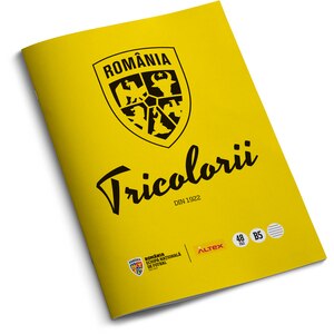 Pachet 6 Caiete B5 ECHIPA NATIONALA DE FOTBAL A ROMANIEI Tricolorii, 3 dictando + 3 matematica, 2+48 file, legatura capsata, multicolor Pachet 6 Caiete B5 ECHIPA NATIONALA DE FOTBAL A ROMANIEI Tricolorii, 3 dictando + 3 matematica, 2+48 file, legatura capsata, multicolor