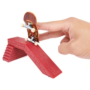 Joc educativ TECH DECK Series - Obstacol si fingerboard Gonzales 20139400, 6 ani+, multicolor Joc educativ TECH DECK Series - Obstacol si fingerboard Gonzales 20139400, 6 ani+, multicolor