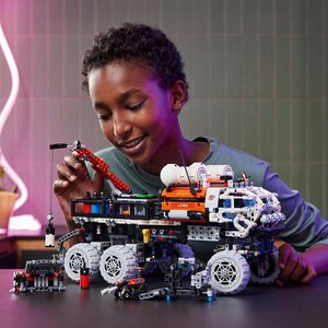 LEGO Technic: Rover de explorare martiana cu echipaj uman 42180, 11 ani+, 1599 piese LEGO Technic: Rover de explorare martiana cu echipaj uman 42180, 11 ani+, 1599 piese
