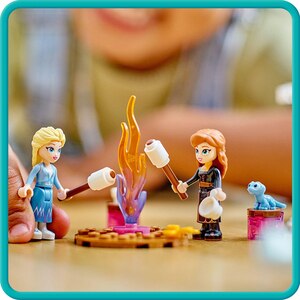 LEGO Disney Princess: Castelul Elsei din regatul de gheata 43238, 4 ani+, 163 piese LEGO Disney Princess: Castelul Elsei din regatul de gheata 43238, 4 ani+, 163 piese