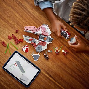 LEGO Star Wars: TM Nava Interceptor Jedi a lui Ahsoka 75401, 8 ani+, 290 piese LEGO Star Wars: TM Nava Interceptor Jedi a lui Ahsoka 75401, 8 ani+, 290 piese