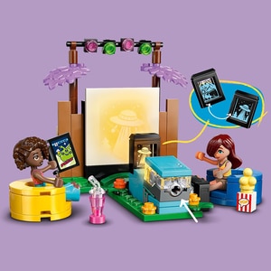 LEGO Friends: Seara de film a prieteniei 42642, 6 ani+, 154 piese LEGO Friends: Seara de film a prieteniei 42642, 6 ani+, 154 piese
