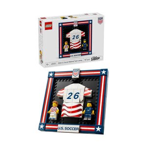 LEGO Editions: Tricoul echipei nationale de fotbal a SUA 2026 430330, 10 ani+, 167 piese LEGO Editions: Tricoul echipei nationale de fotbal a SUA 2026 430330, 10 ani+, 167 piese