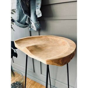 Scaun bar J11302260, 40 x 32 x 79 cm, maro deschis Scaun bar J11302260, 40 x 32 x 79 cm, maro deschis