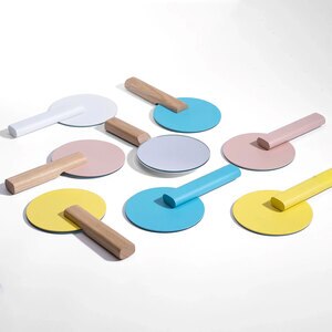 Oglinda cosmetica SPIN Paddle Vanity, 15 x 25 cm, metal, alb Oglinda cosmetica SPIN Paddle Vanity, 15 x 25 cm, metal, alb