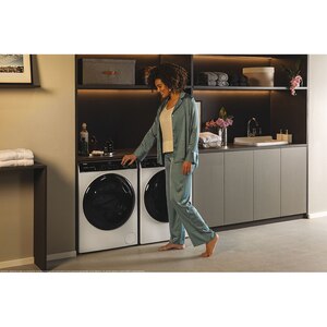 Masina de spalat rufe frontala slim HAIER HW80-B14959TU1-S, 8 kg, 1400rpm, Clasa A, alb Masina de spalat rufe frontala slim HAIER HW80-B14959TU1-S, 8 kg, 1400rpm, Clasa A, alb