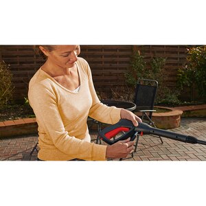 Aparat de spalat cu presiune BOSCH EasyAquatak 100, 1100W, 100bar, 330l/h Aparat de spalat cu presiune BOSCH EasyAquatak 100, 1100W, 100bar, 330l/h