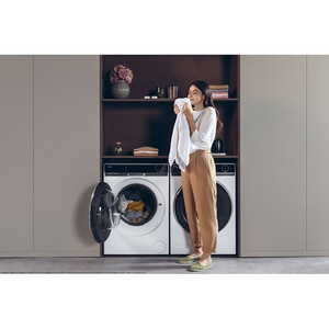 Uscator de rufe HAIER HD90-A3Q397U1-S, Pompa de caldura, 9 kg, 17 programe, Clasa C, Wi-Fi, alb Uscator de rufe HAIER HD90-A3Q397U1-S, Pompa de caldura, 9 kg, 17 programe, Clasa C, Wi-Fi, alb