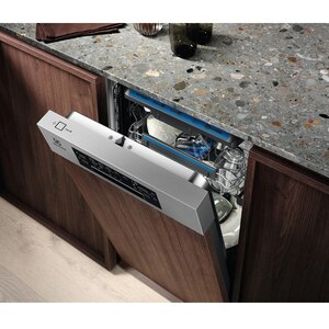 Masina de spalat vase semi-incorporabila ELECTROLUX EEM43300IX, 10 seturi, 8 programe, Clasa D, inox Masina de spalat vase semi-incorporabila ELECTROLUX EEM43300IX, 10 seturi, 8 programe, Clasa D, inox