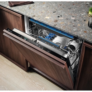 Masina de spalat vase incorporabila ELECTROLUX EEM48221L, 14 seturi, 8 programe, Clasa E, panou comanda negru Masina de spalat vase incorporabila ELECTROLUX EEM48221L, 14 seturi, 8 programe, Clasa E, panou comanda negru