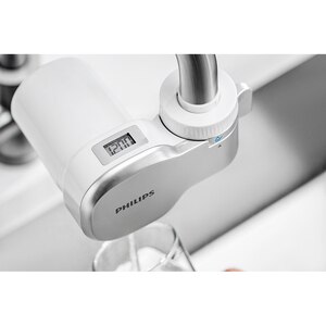 Filtru robinet PHILIPS 229940, alb-argintiu Filtru robinet PHILIPS 229940, alb-argintiu