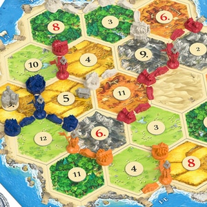 Joc de societate CATAN Extensie - Orase si cavaleri 3/4 editia 2025 OC3425, 12 ani+, 3-4 jucatori Joc de societate CATAN Extensie - Orase si cavaleri 3/4 editia 2025 OC3425, 12 ani+, 3-4 jucatori