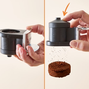 Espressor semi-automat KRUPS Coffee Crush SA401LE0, 1.8l, 1350W, 15 bar, verde-negru Espressor semi-automat KRUPS Coffee Crush SA401LE0, 1.8l, 1350W, 15 bar, verde-negru