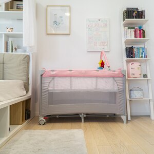 Patut pliabil JUJU Sleepy Baby - Hunny Bunny JU7970HB, 0 luni+, gri-roz Patut pliabil JUJU Sleepy Baby - Hunny Bunny JU7970HB, 0 luni+, gri-roz