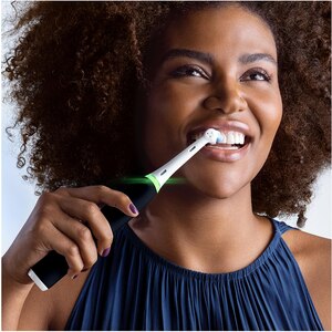 Set 2 Periute de dinti electrice ORAL-B iO3, 8800 miscari/min, Curatare 3D, Timer, 3 programe, 2 capate, negru-albastru Set 2 Periute de dinti electrice ORAL-B iO3, 8800 miscari/min, Curatare 3D, Timer, 3 programe, 2 capate, negru-albastru