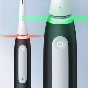 Set 2 Periute de dinti electrice ORAL-B iO3, 8800 miscari/min, Curatare 3D, Timer, 3 programe, 2 capate, negru-albastru Set 2 Periute de dinti electrice ORAL-B iO3, 8800 miscari/min, Curatare 3D, Timer, 3 programe, 2 capate, negru-albastru