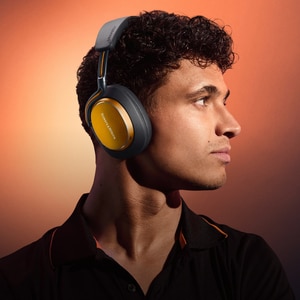 Casti BOWERS & WILKINS Px8 S2 McLaren, Bluetooth, Over-Ear, Microfon, Noise Cancelling, Anthracite Grey & Papaya Casti BOWERS & WILKINS Px8 S2 McLaren, Bluetooth, Over-Ear, Microfon, Noise Cancelling, Anthracite Grey & Papaya