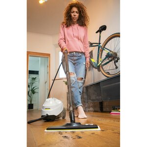 Aparat de curatat cu abur KARCHER SC 3 EasyFix 15136500, 1l, 1900W, alb-negru Aparat de curatat cu abur KARCHER SC 3 EasyFix 15136500, 1l, 1900W, alb-negru