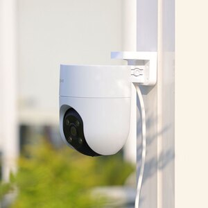 Camera IP Wireless EZVIZ H8C, Full HD, IR 30 metri, Motion Detection, Audio bidirectional, alb Camera IP Wireless EZVIZ H8C, Full HD, IR 30 metri, Motion Detection, Audio bidirectional, alb