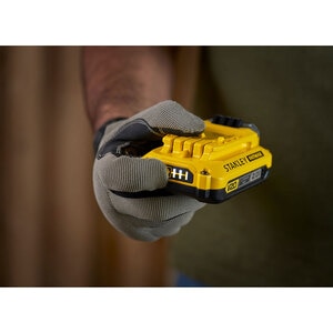 Set incarcator si acumulator pentru scule electrice STANLEY FatMax V20, 18V, 2 x 2.0Ah, Li Ion Set incarcator si acumulator pentru scule electrice STANLEY FatMax V20, 18V, 2 x 2.0Ah, Li Ion
