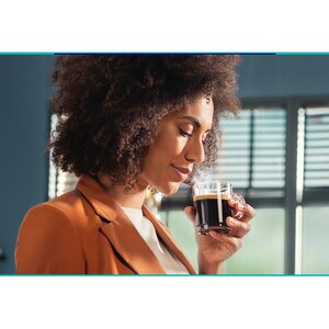 Espressor automat PHILIPS Seria 4400 EP4446/70, 1.8l, 1500W, 15 bar, argintiu-negru Espressor automat PHILIPS Seria 4400 EP4446/70, 1.8l, 1500W, 15 bar, argintiu-negru