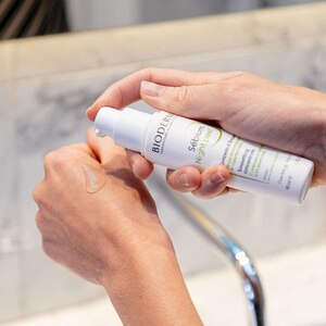 Ser pentru fata BIODERMA Sebium Night Peel, 40ml Ser pentru fata BIODERMA Sebium Night Peel, 40ml