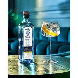Gin Bombay Sapphire Premier Cru, 0.7L Gin Bombay Sapphire Premier Cru, 0.7L