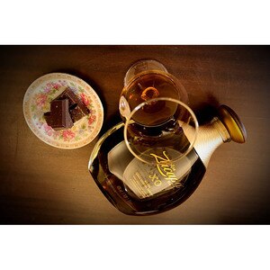 Set Rom Zacapa Centenario Xo Old Ed, 0.7L + 2 pahare Set Rom Zacapa Centenario Xo Old Ed, 0.7L + 2 pahare