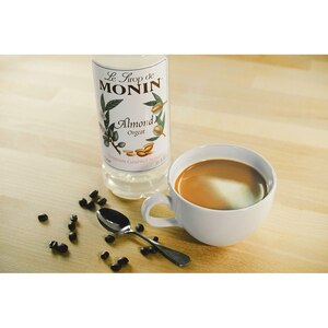 Sirop MONIN Almond, 0.7L Sirop MONIN Almond, 0.7L