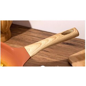 Tigaie AMERCOOK Terracotta AC0108501.24, 24 cm, aluminiu presat, aramiu Tigaie AMERCOOK Terracotta AC0108501.24, 24 cm, aluminiu presat, aramiu