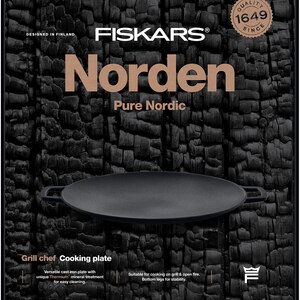 Disc pentru grill FISKARS Norden, 30 cm, fonta, negru Disc pentru grill FISKARS Norden, 30 cm, fonta, negru