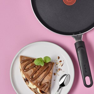 Tigaie clatite TEFAL Simply Clean B5671053, 25cm, aluminiu, Thermo Signal, negru Tigaie clatite TEFAL Simply Clean B5671053, 25cm, aluminiu, Thermo Signal, negru