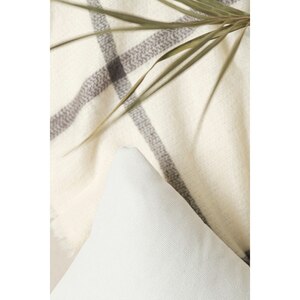 Fata perna decorativa Plain, 100% poliester, 45 x 45 cm, gri Fata perna decorativa Plain, 100% poliester, 45 x 45 cm, gri