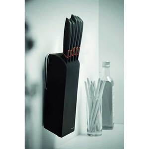 Set cutite FISKARS Edge 1003099, 6 piese, 8-23cm, negru Set cutite FISKARS Edge 1003099, 6 piese, 8-23cm, negru