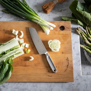 Cutit Santoku FISKARS All Steel 1062884, 17cm, otel, argintiu Cutit Santoku FISKARS All Steel 1062884, 17cm, otel, argintiu