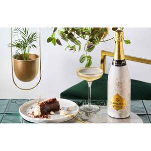 Vin spumant alb Sandara Premium Moscato, 0.75L Vin spumant alb Sandara Premium Moscato, 0.75L