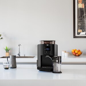 Espressor automat KRUPS Arabica Latte EA819E10, 1.7l, 1450W, 15 bar, negru Espressor automat KRUPS Arabica Latte EA819E10, 1.7l, 1450W, 15 bar, negru