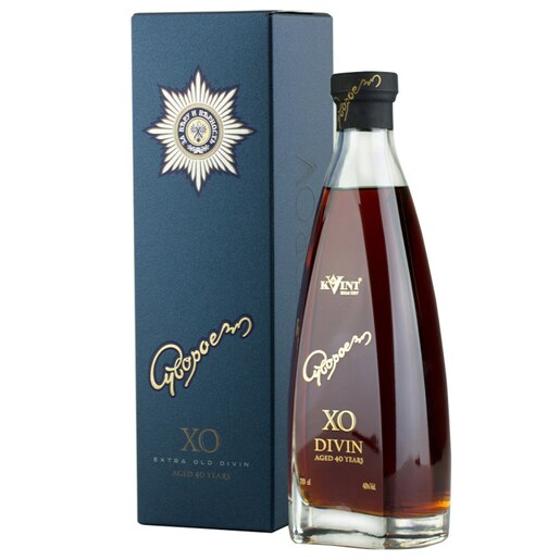 Vinars Kvint Suvorov 40 ani, 0.7L Vinars Kvint Suvorov 40 ani, 0.7L
