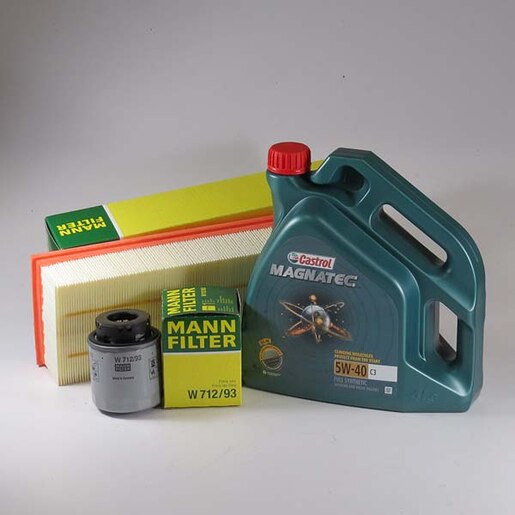 Kit schimb ulei CASTROL JETTA III 1.4TSI 160CP Kit schimb ulei CASTROL JETTA III 1.4TSI 160CP