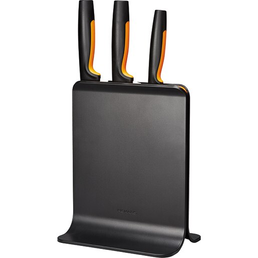Set cutite FISKARS 1057555, 4 piese, 11-20cm, negru Set cutite FISKARS 1057555, 4 piese, 11-20cm, negru
