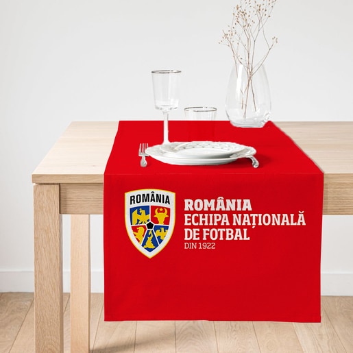 Napron ECHIPA NATIONALA DE FOTBAL A ROMANIEI, 140 x 45 cm, rosu Napron ECHIPA NATIONALA DE FOTBAL A ROMANIEI, 140 x 45 cm, rosu