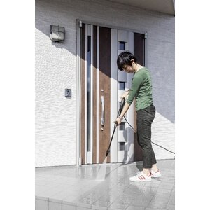 Lance cu jet ajustabil Karcher, pentru aparatele de spalat cu presiune din seriile K2 si K3 Lance cu jet ajustabil Karcher, pentru aparatele de spalat cu presiune din seriile K2 si K3